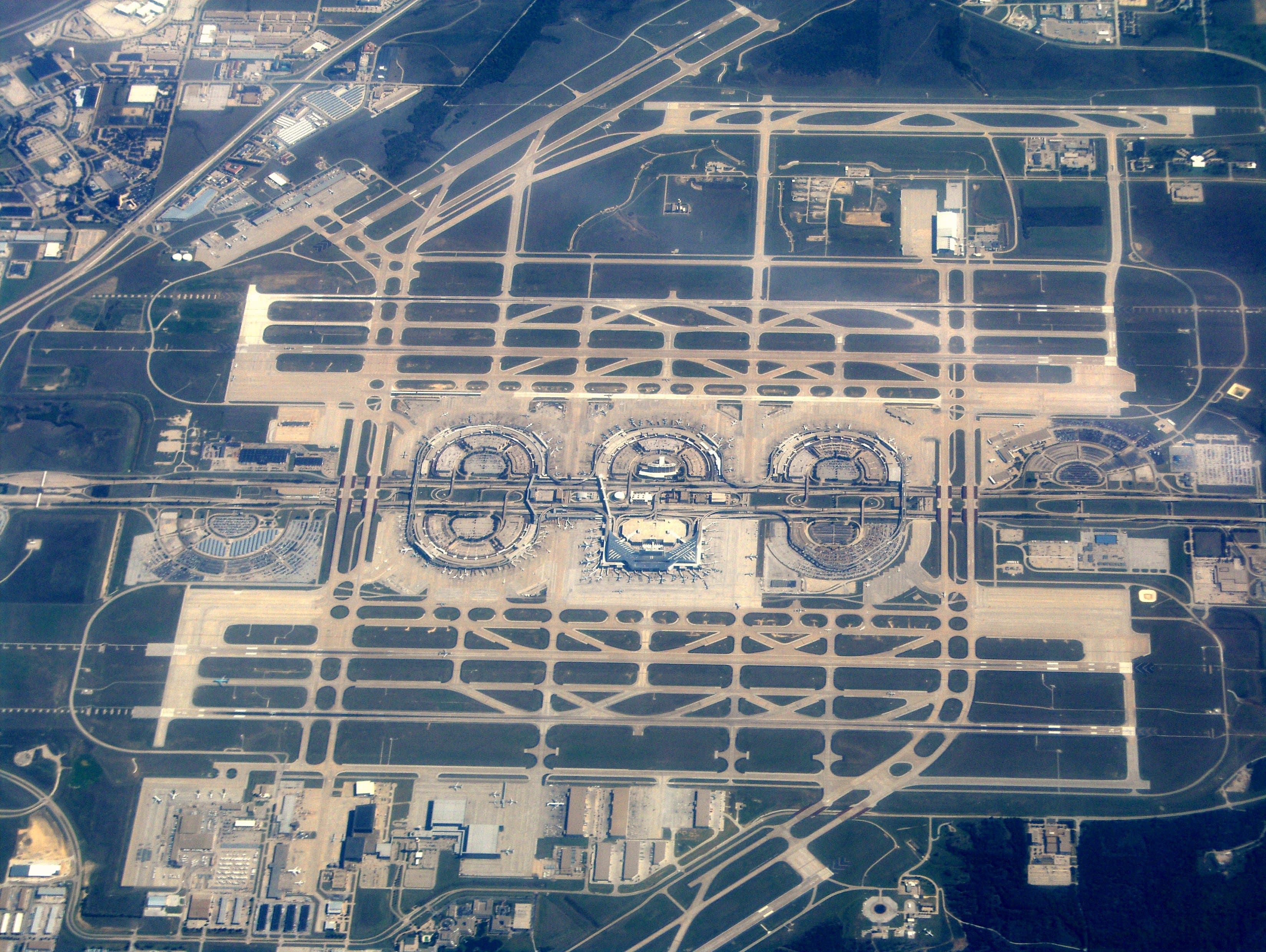 Dallas Fort Worth International Airport
