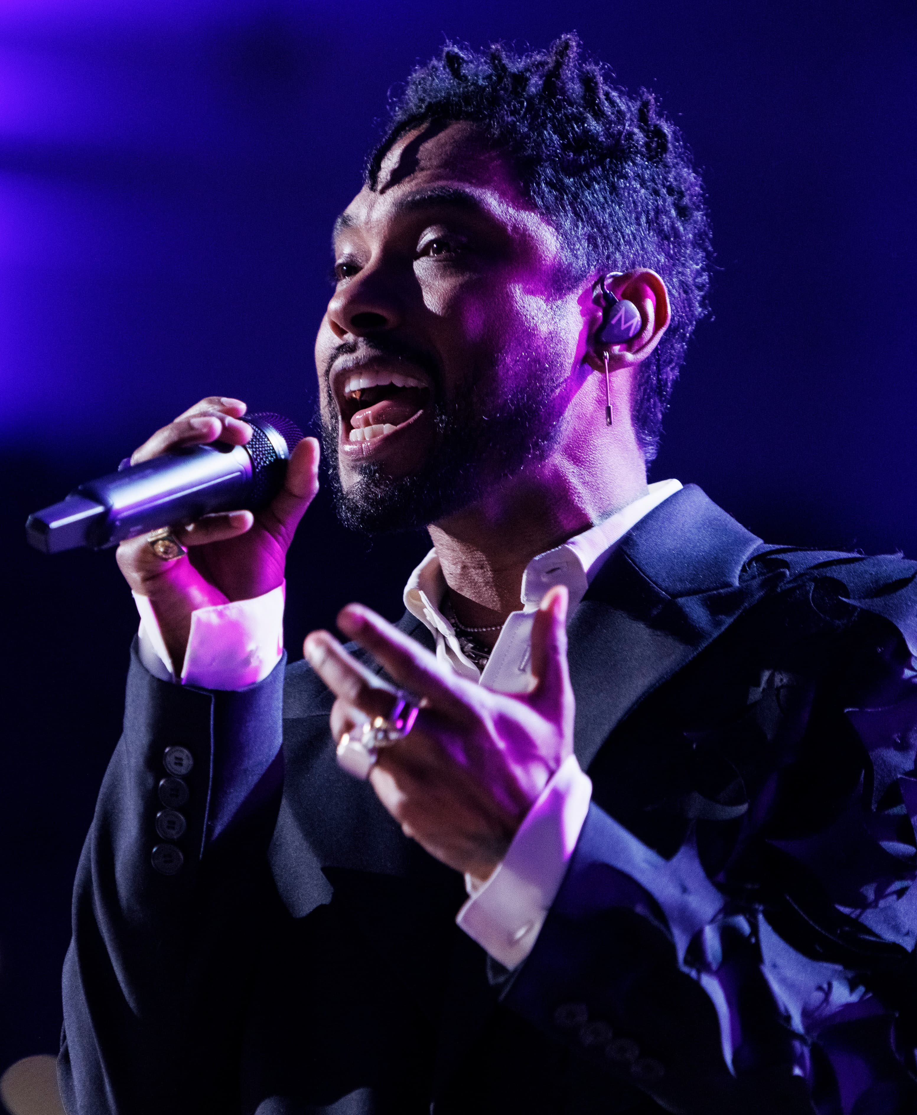 Miguel (singer)
